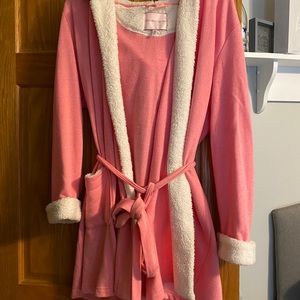 Victoria’s Secret Sherpa Bathrobe with Hood M/L